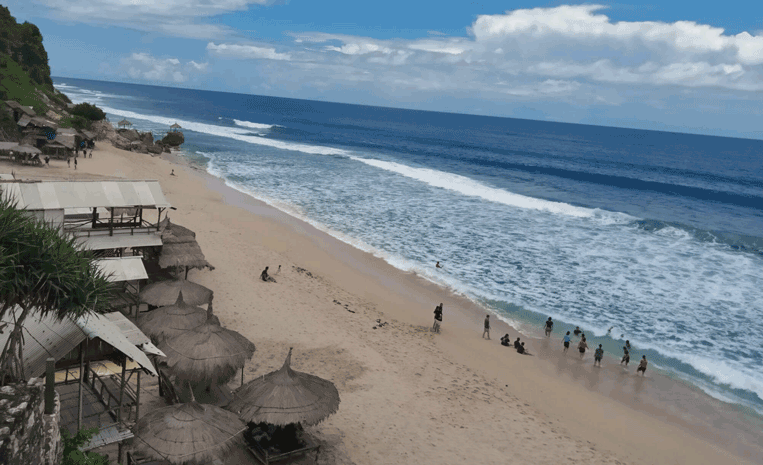 Pantai Watu Lawang Jogja