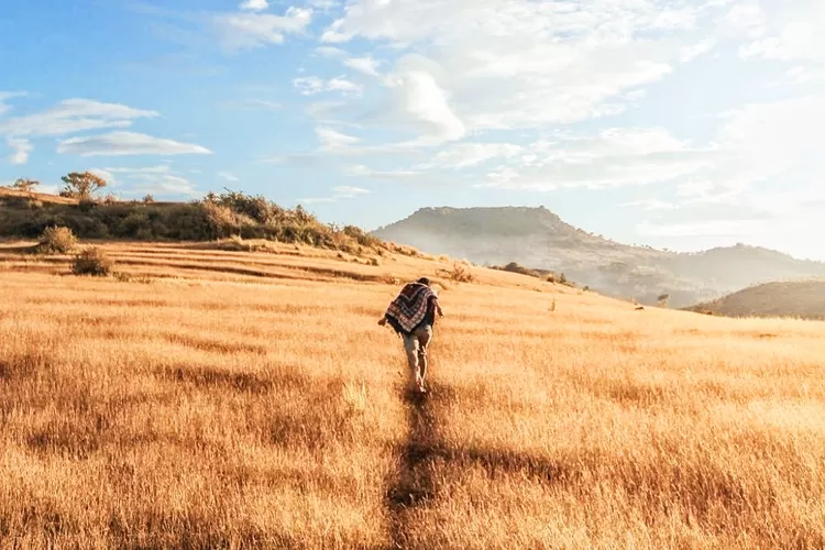 Bukit Pilar Angin Garut